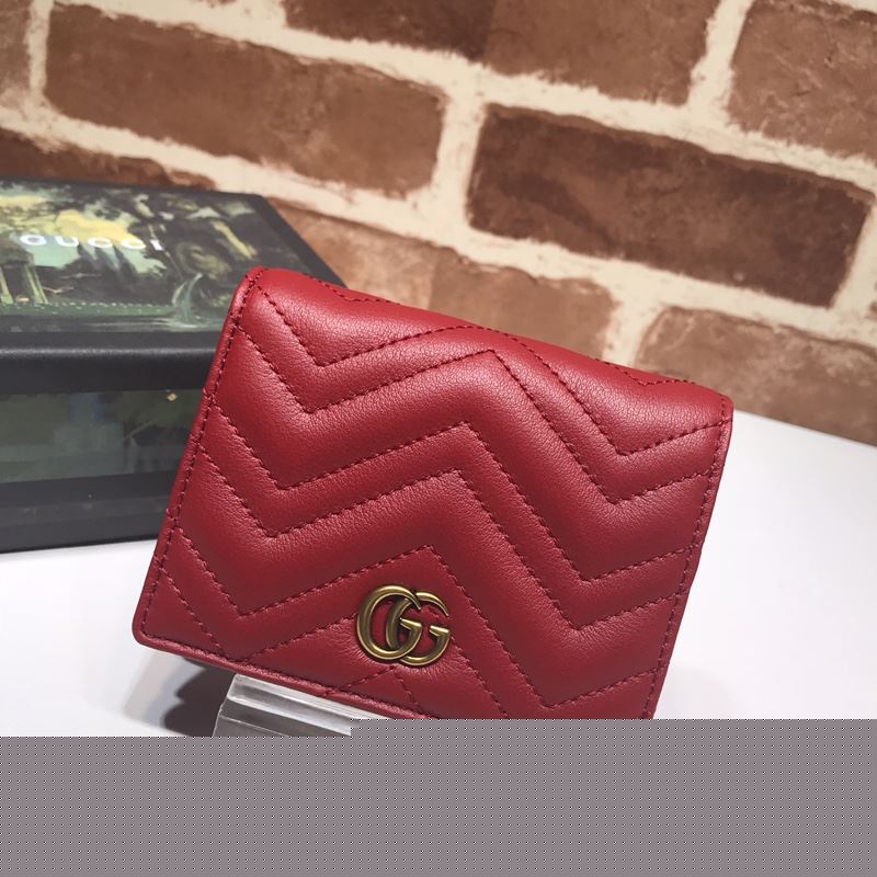 G*u*i wallets & purse